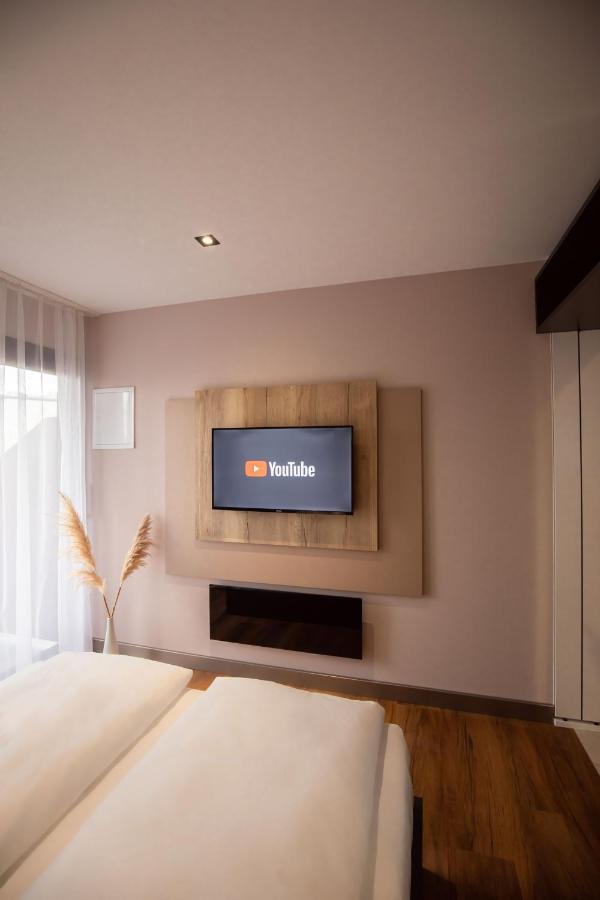 24Seven Hotel שוואבאך מראה חיצוני תמונה